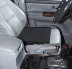 Merkloos Ondersteunende Autostoelkussen -Kinderwagen- En Accessoirewinkel 1200x1140 2