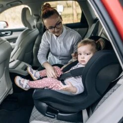 FreeON Autostoel Tipo Zwart (0-18kg) - Groep 0+1 Autostoel Voor Kinderen Van 0 Tot 4 Jaar -Kinderwagen- En Accessoirewinkel 1200x1200 1200