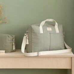 Luiertas Gala Laurel Green Nobodinoz -Kinderwagen- En Accessoirewinkel 1200x1200 1296