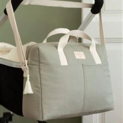 Luiertas Gala Laurel Green Nobodinoz -Kinderwagen- En Accessoirewinkel 1200x1200 1297