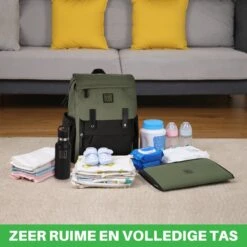 Brisby Slijtvaste Luiertas – Verzorgingstas - Two Tone Groen En Zwart - Inclusief Verschoonmatje - Isoleervakken - Met Geïntegreerde Kinderwagen Haken -Kinderwagen- En Accessoirewinkel 1200x1200 1393