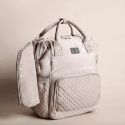 NanaBeebi Luiertas Rugzak Met Verschoonmatje - Beige Taupe - Inclusief Flessenwarmhouder - Kinderwagenhaken En Isoleervak -Kinderwagen- En Accessoirewinkel 1200x1200 1422