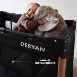 Deryan Luxe Campingbed Compleet - 120x60cm - Bodemverhoger - Verschoonblad - Opbergmand - Zwart -Kinderwagen- En Accessoirewinkel 1200x1200 1594