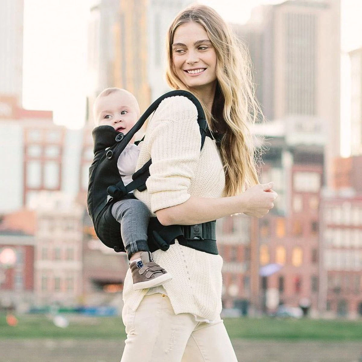 Ergobaby Adapt Ergonomische Draagzak Baby - Black 5 Ergobaby Adapt Ergonomische Draagzak Baby - Black - Afbeelding 3