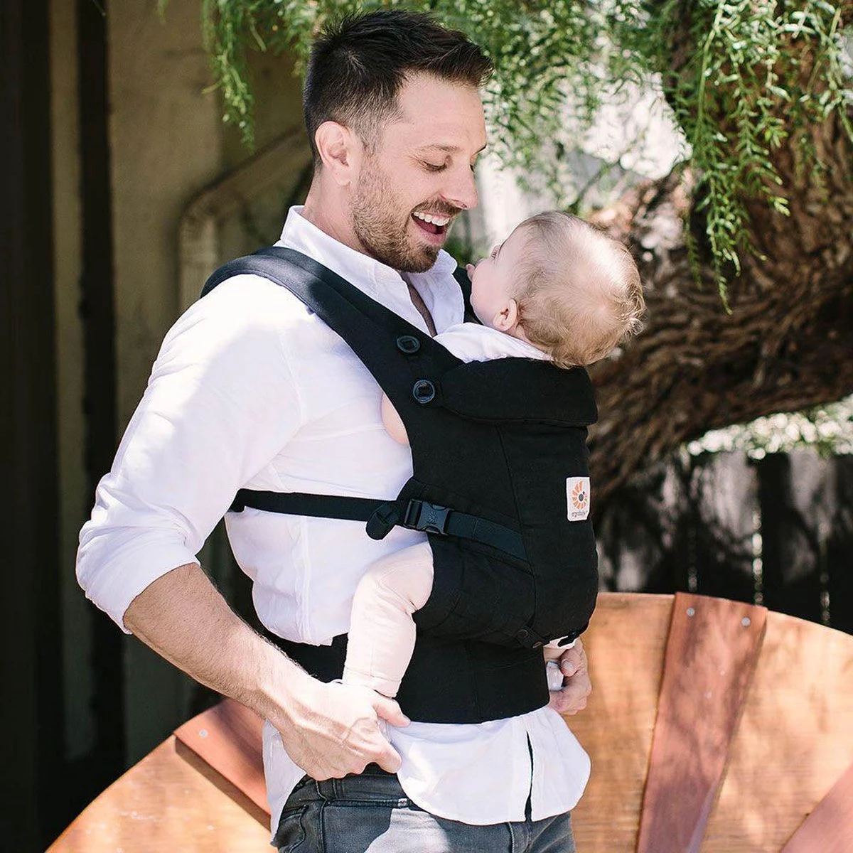 Ergobaby Adapt Ergonomische Draagzak Baby - Black 7 Ergobaby Adapt Ergonomische Draagzak Baby - Black - Afbeelding 5