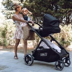 Deryan Evy Kinderwagen - Duo Kinderwagen - Uitbreidbaar - Inclusief Reiswieg - Zwart 22 Deryan Evy Kinderwagen - Duo Kinderwagen - Uitbreidbaar - Inclusief Reiswieg - Zwart -Kinderwagen- En Accessoirewinkel 1200x1200 2114