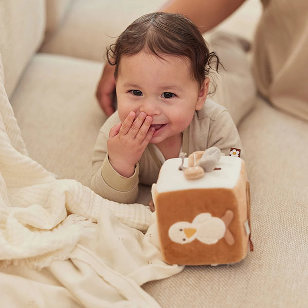 Jollein Activiteitenkubus - Spring Garden 4 Jollein Activiteitenkubus - Spring Garden - Afbeelding 2