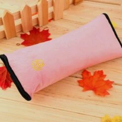 Gordel Beschermer - Gordelkussen - Slaapkussen Kinderen - Nek Kussen - Auto - Auto Reiskussen - Roze 9 Gordel Beschermer - Gordelkussen - Slaapkussen Kinderen - Nek Kussen - Auto - Auto Reiskussen - Roze -Kinderwagen- En Accessoirewinkel 1200x1200 719