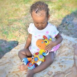 Playgro Activity Friend Jerry Giraffe -Kinderwagen- En Accessoirewinkel 1200x1200 78