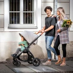 Hauck UpTown Buggy - Met één Hand Opvouwbaar - Grijs -Kinderwagen- En Accessoirewinkel 1200x1200 859