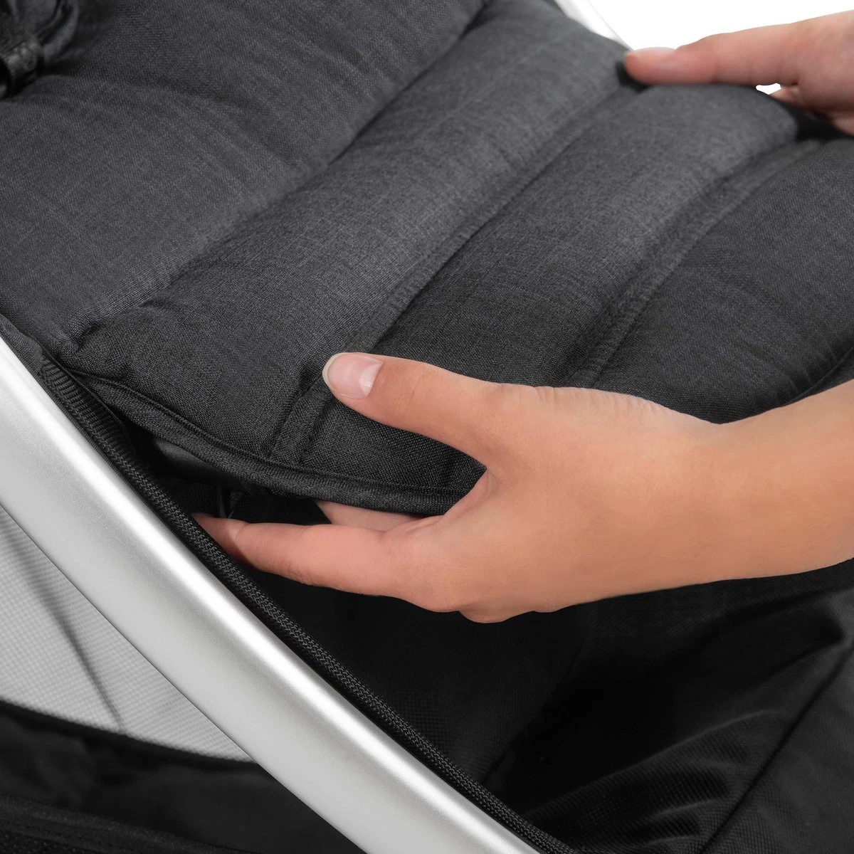 Hauck UpTown Buggy - Met één Hand Opvouwbaar - Zwart 9 Hauck UpTown Buggy - Met één Hand Opvouwbaar - Zwart - Afbeelding 7