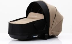 Hamilton By Yoop X1 Plus Kinderwagen - Buggy Met Monteerbare Wieg - Premium Stroller Met One Hand Folding Technologie - Nieuw, Hoger, Uitgebreider 2023 Model - Kaki - Licht, Verstelbaar, Wendbaar En Geschikt Van 0 Maanden Tot 4 Jaar -Kinderwagen- En Accessoirewinkel 1200x731 1