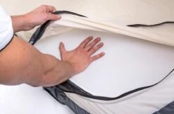 Deryan 3D Welcool Matras - Peuter Luxe - Ademend Matras -Kinderwagen- En Accessoirewinkel 1200x784