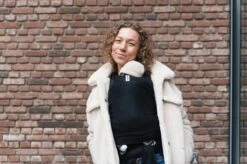 Cuddie Baby Draagdoek - Premium Organic Baby Draagdoek Gemaakt Van Bio Katoen - Newborns Tot 15 Kg - Baby Cadeau - Met Wenskaart - Zwart -Kinderwagen- En Accessoirewinkel 1200x799 58