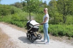 Dooky Universal Cover Zonnescherm Kinderwagen - Dandelion -Kinderwagen- En Accessoirewinkel 1200x799 7