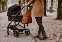 MOZZ Luiertas Rugzak Beautiful Backpack - Cognac -Kinderwagen- En Accessoirewinkel 1200x800 124