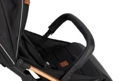 MoMi Wandelwagen Estelle - Zwart -Kinderwagen- En Accessoirewinkel 1200x800 260