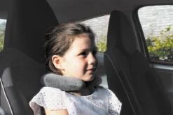 Dooky Neck Pillow Nekkussen Zacht Velours Grijs -Kinderwagen- En Accessoirewinkel 1200x800 53