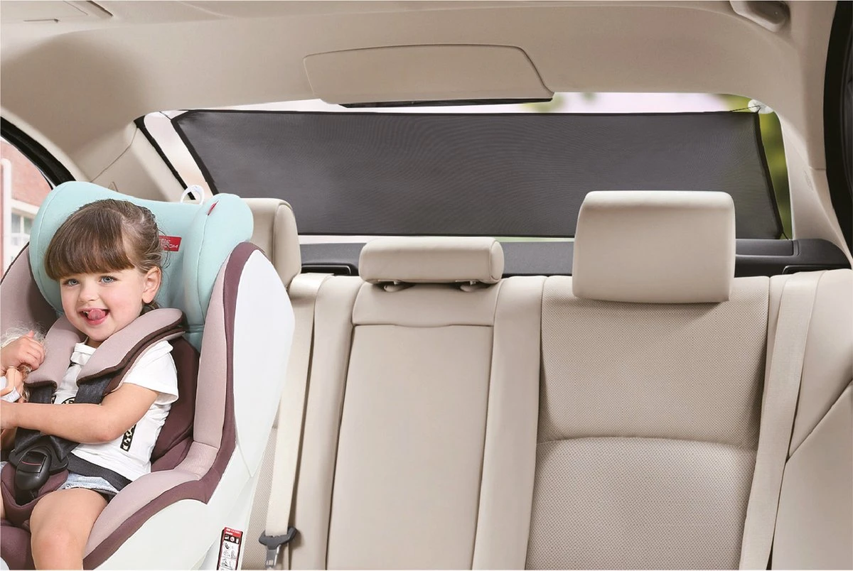 EZI SUN BACK - Zonnescherm Auto - Opvouwbaar - UV-beschermend - Achterruit - Autozonnescherm Achterruit 3 EZI SUN BACK - Zonnescherm Auto - Opvouwbaar - UV-beschermend - Achterruit - Autozonnescherm Achterruit