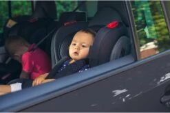 Carkids Verstelbaar Kinderautostoeltje Zwart En Wit | Kinderautostoel Groep 1-2-3 | Kinderen Van 9 Maanden-12 Jaar | 9-36 Kg -Kinderwagen- En Accessoirewinkel 1200x804 3