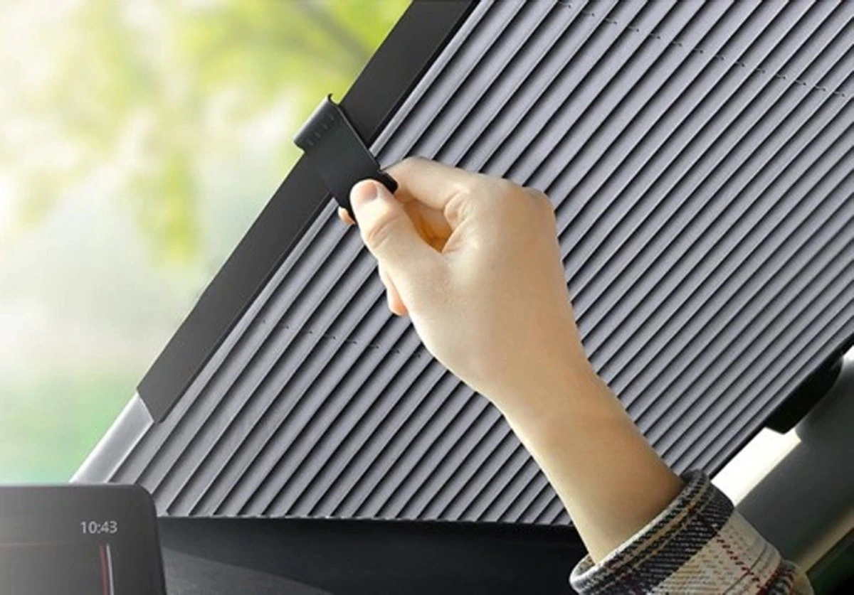 Zonnescherm Auto - Zonwering - Voorruit - UV Protectie - Oprolbaar - Rolgordijn - Rheme 5 Zonnescherm Auto - Zonwering - Voorruit - UV Protectie - Oprolbaar - Rolgordijn - Rheme - Afbeelding 3