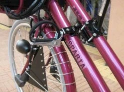 Zadel Op Stang Model 1 Kinderzitje Voor Damesfiets Met 2 Dunne Stangen - Nooit Meer Zwaar Sturen -Kinderwagen- En Accessoirewinkel 1200x900 59