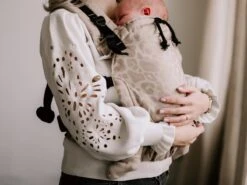 Draagzak - Cross & Go - Pure Baby Love - Panter Taupe - Maat 44 T/m 74 -Kinderwagen- En Accessoirewinkel 1200x900 77