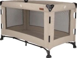 Reisbed Novi Baby® Nora Luxe Sand/Black 17 Reisbed Novi Baby® Nora Luxe Sand/Black -Kinderwagen- En Accessoirewinkel 1200x906 4