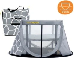 AeroMoov Instant Travel Cot Reisbed - Giraph Sky -Kinderwagen- En Accessoirewinkel 1200x941 2