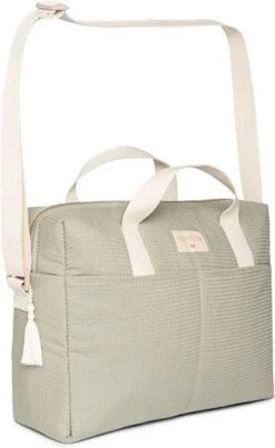 Luiertas Gala Laurel Green Nobodinoz -Kinderwagen- En Accessoirewinkel 736x1200 1