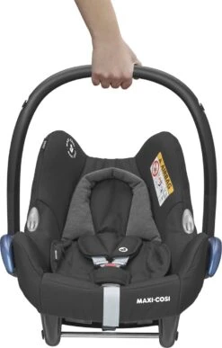 Maxi-Cosi Cabriofix Autostoel - Essential Black 21 Maxi-Cosi Cabriofix Autostoel - Essential Black -Kinderwagen- En Accessoirewinkel 765x1200 3