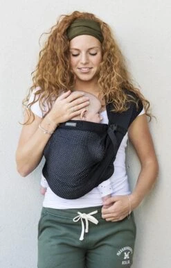 Minimonkey Mini Sling Draagzak - Zwart -Kinderwagen- En Accessoirewinkel 768x1200 6