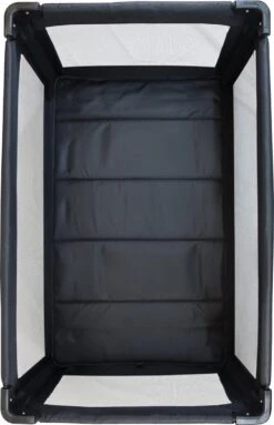 Deryan Luxe Campingbed Compleet - 120x60cm - Bodemverhoger - Verschoonblad - Opbergmand - Zwart -Kinderwagen- En Accessoirewinkel 774x1200 7