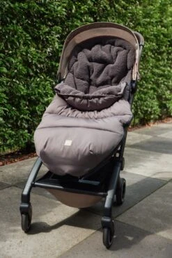 Jollein Voetenzak Voor Buggy & Wandelwagen - Grey -Kinderwagen- En Accessoirewinkel 800x1200 136