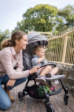 Hamilton By Yoop X1 Plus Buggy – Nieuw, Hoger, Uitgebreider 2023 Model – Premium Stroller Met One Hand Folding Technologie – Grijs – Lichte, Verstelbare En Wendbare Kinderwagen Met Vele Gemakken -Kinderwagen- En Accessoirewinkel 800x1200 189