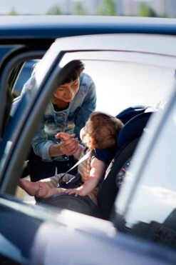 MUNDO 0-36 KG ISOFIX - 360 Graden Draaibaar Zwart -Kinderwagen- En Accessoirewinkel 800x1200 60