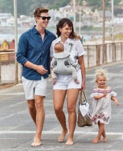 BabyBjörn Draagzak One Air - 3D Mesh - Zilver -Kinderwagen- En Accessoirewinkel 983x1200 14